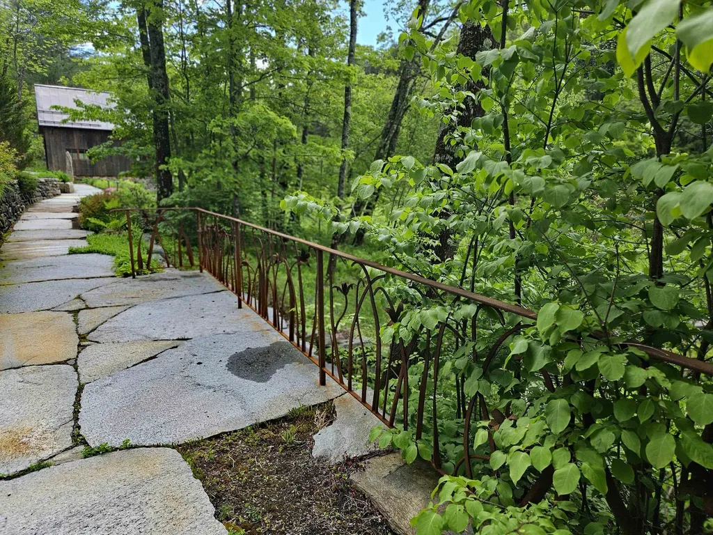 268 South Wardsboro Road Newfane VT 05345