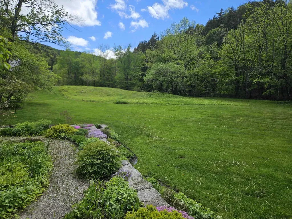 268 South Wardsboro Road Newfane VT 05345