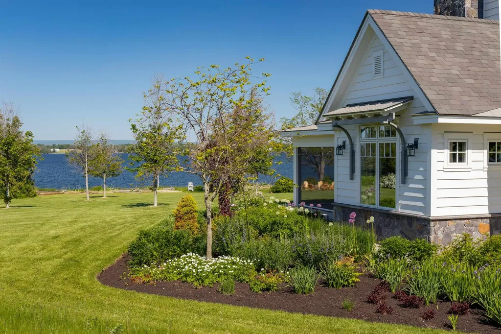 109 West Shore Road Grand Isle VT 05458
