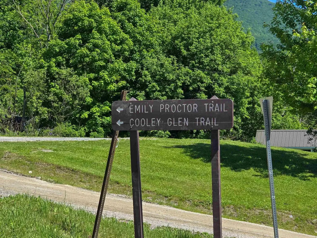 625 French Settlement Road Lincoln VT 05443