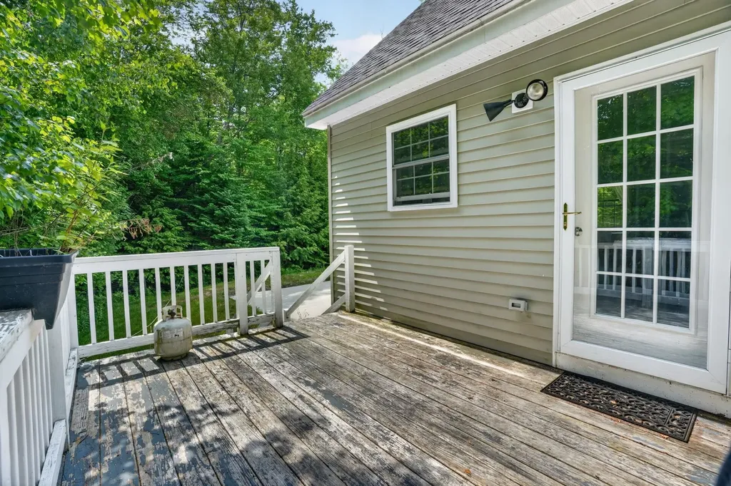 126 Rogers Road Barnstead NH 03225