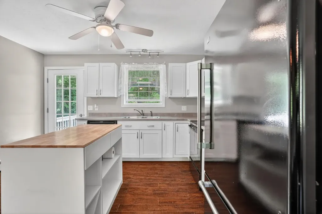 126 Rogers Road Barnstead NH 03225