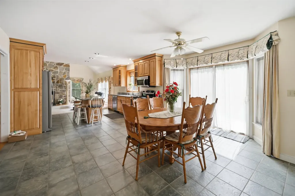 7 Mankill Brook Road Plaistow NH 03865