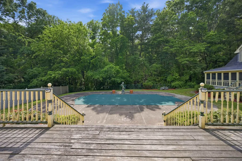 7 Mankill Brook Road Plaistow NH 03865