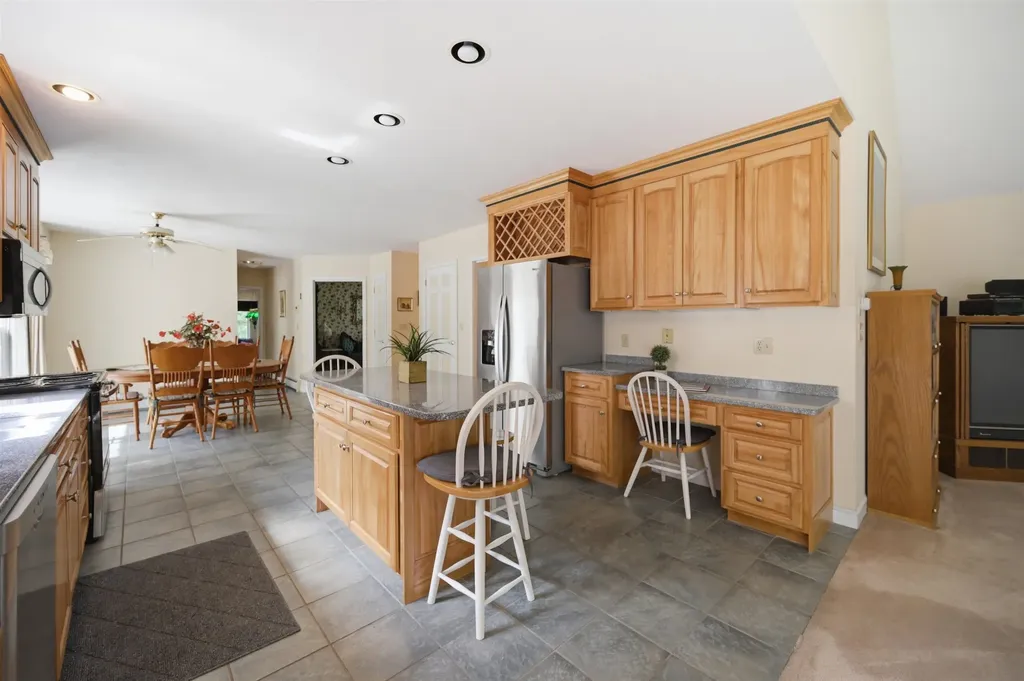7 Mankill Brook Road Plaistow NH 03865