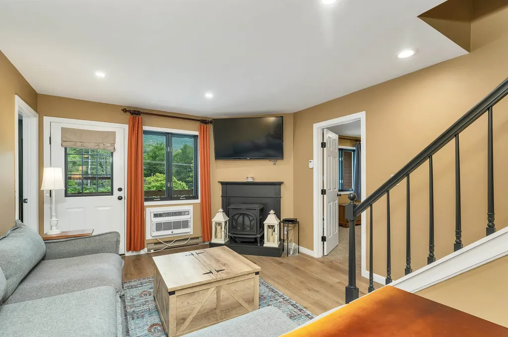 227 Main Street Lincoln NH 03251
