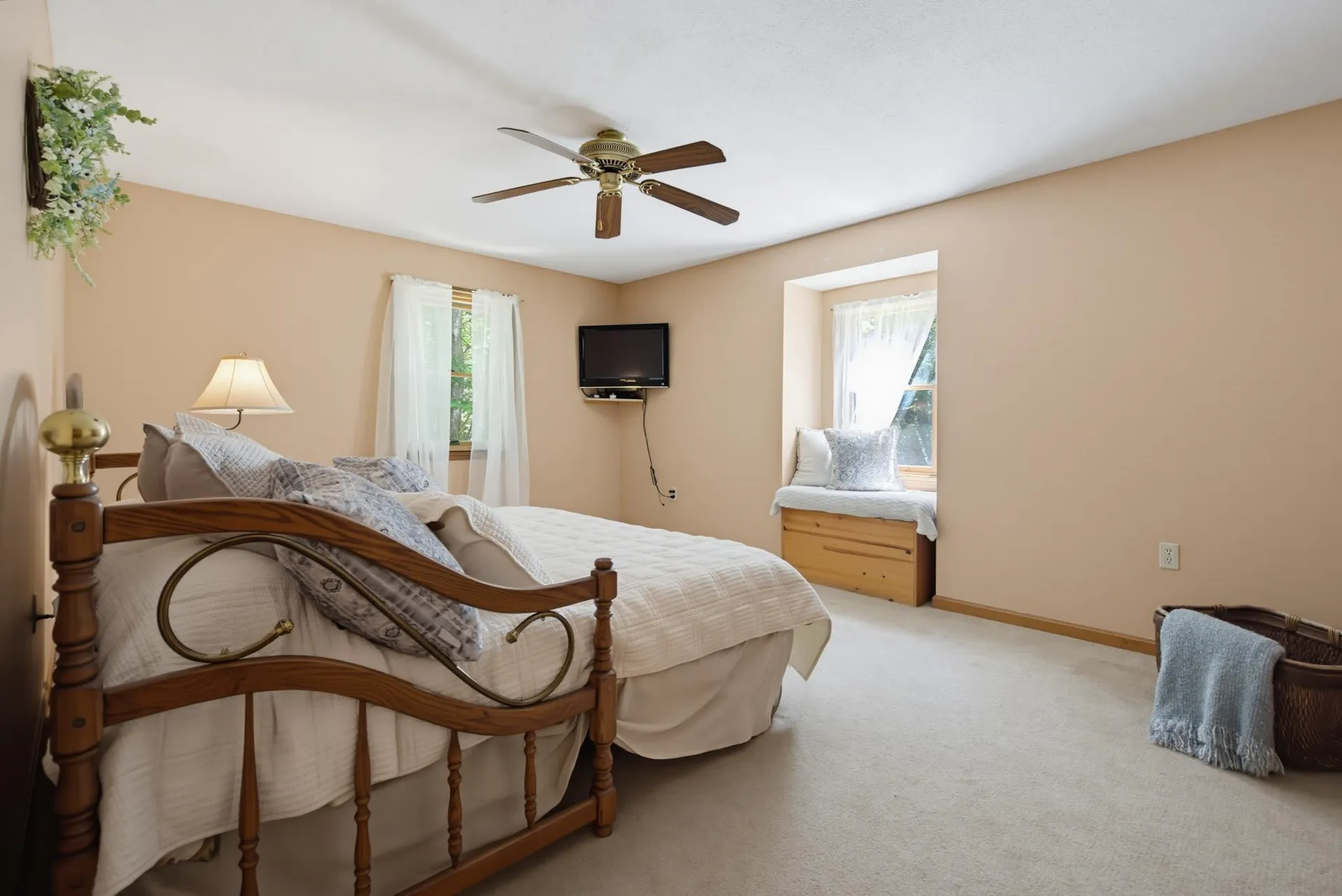 138 Cunningham Pond Road Peterborough NH 03458