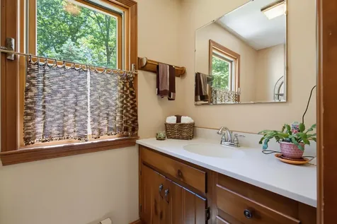 138 Cunningham Pond Road Peterborough NH 03458