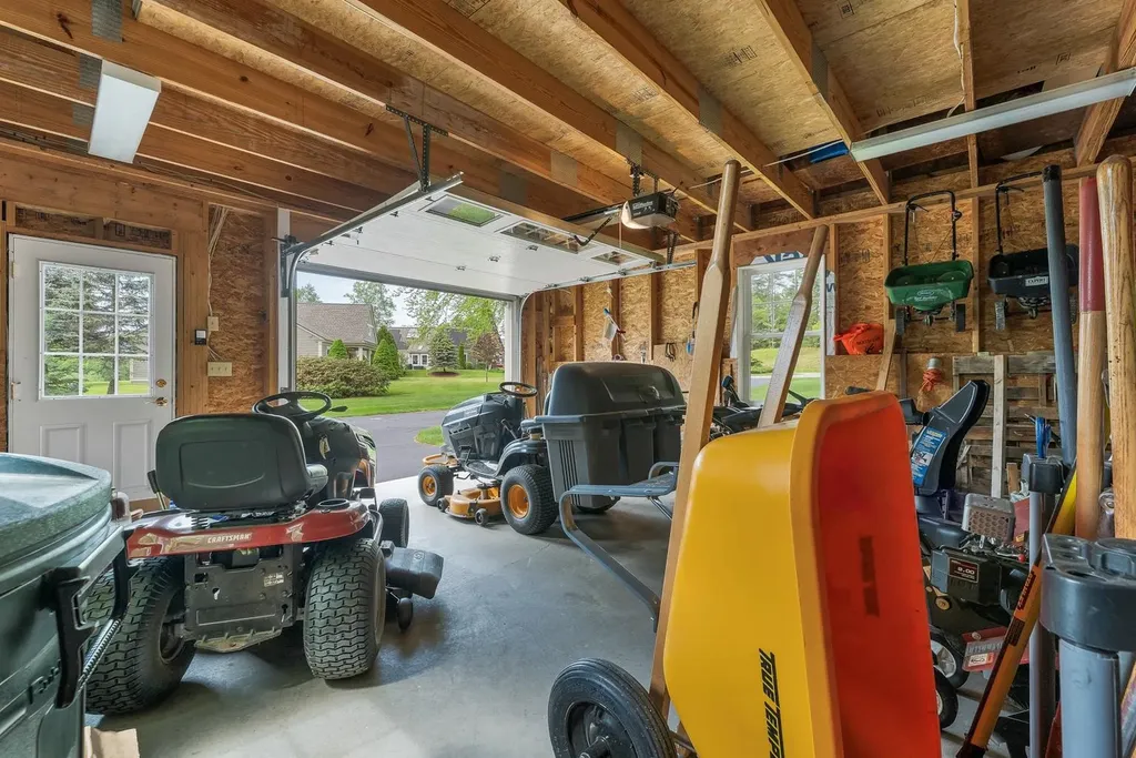 18 River View Drive Thornton NH 03285
