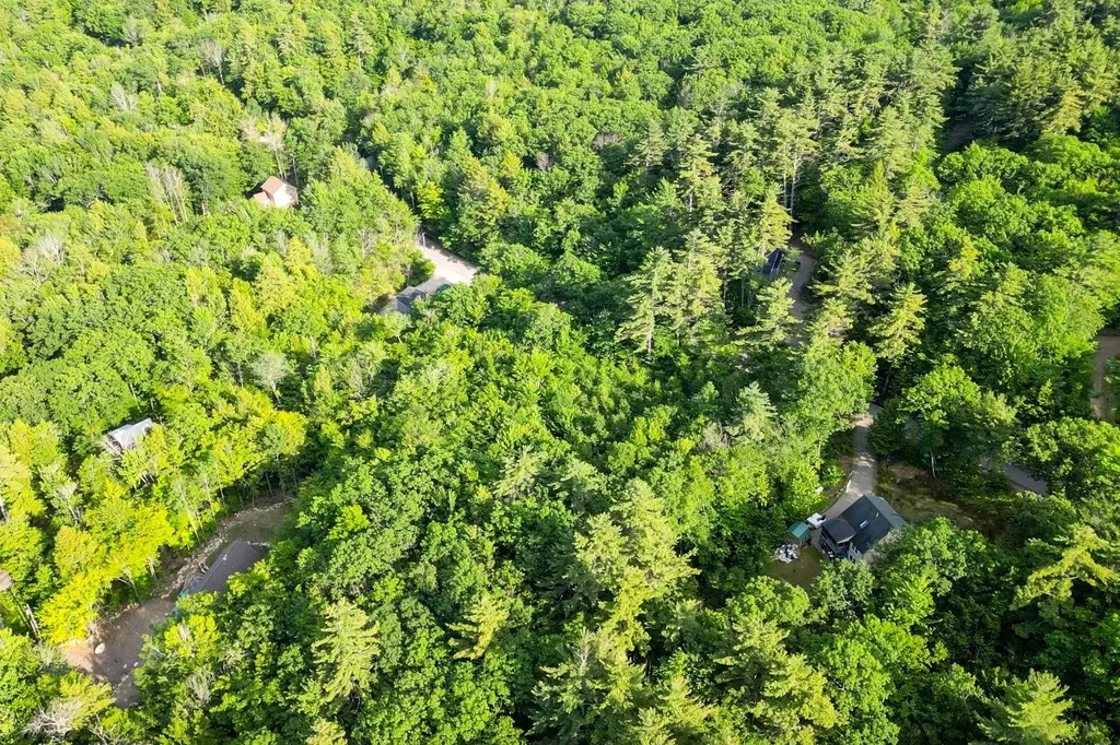16 Bristenstock Drive Madison NH 03849