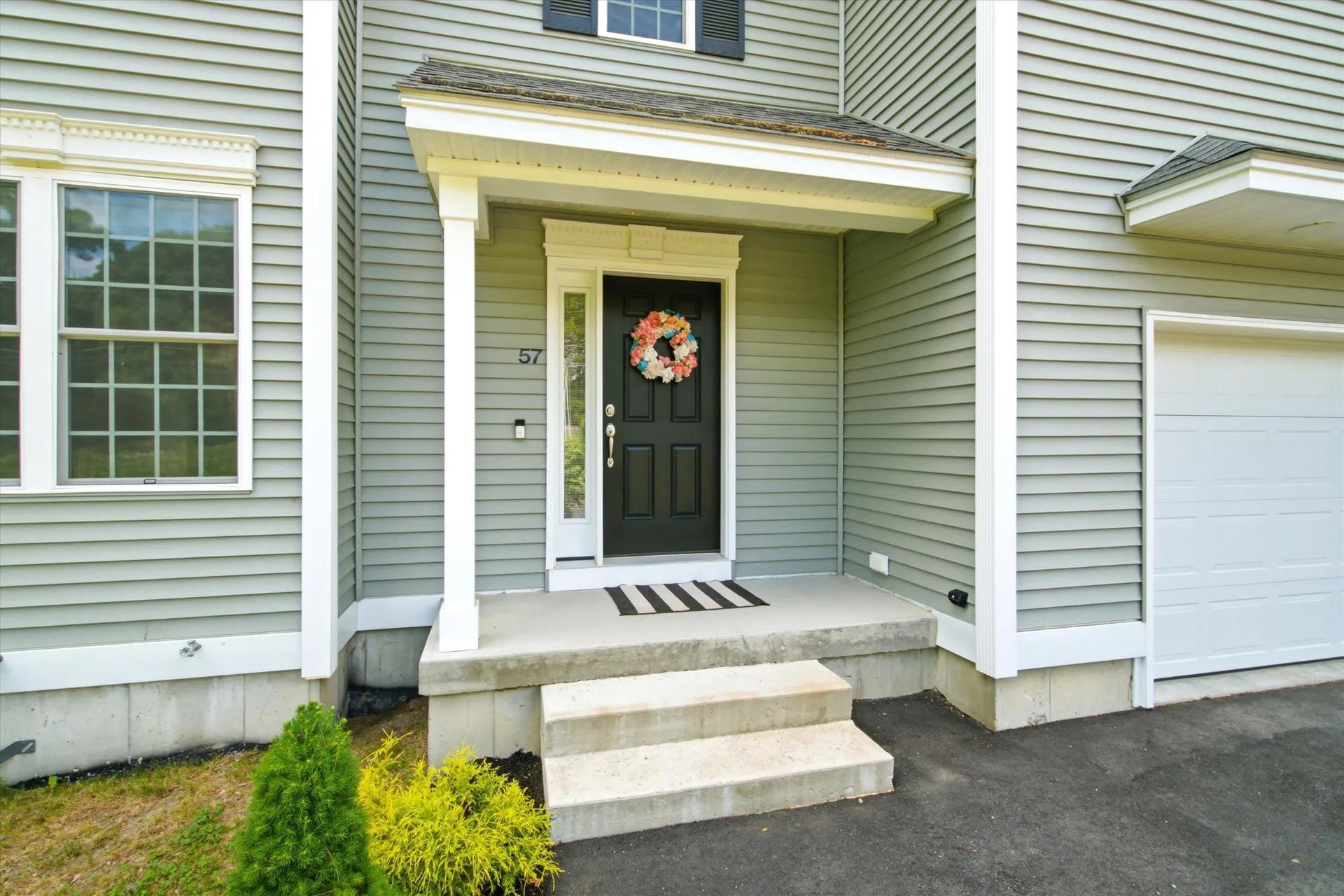 57 Hardy Road Londonderry NH 03053
