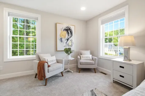 57 Hardy Road Londonderry NH 03053