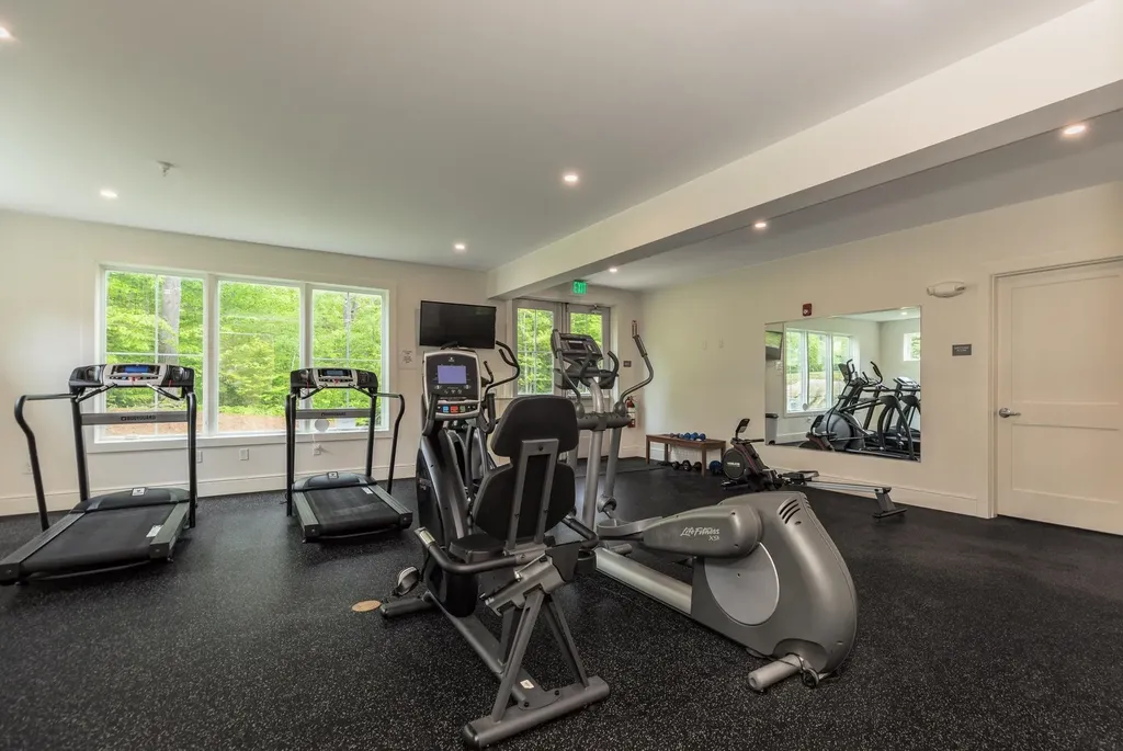 24 Willey Creek Road Exeter NH 03833