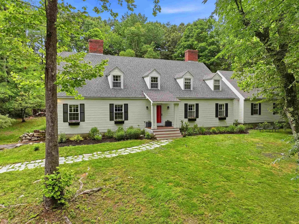 1 Chandler Road Bedford NH 03110
