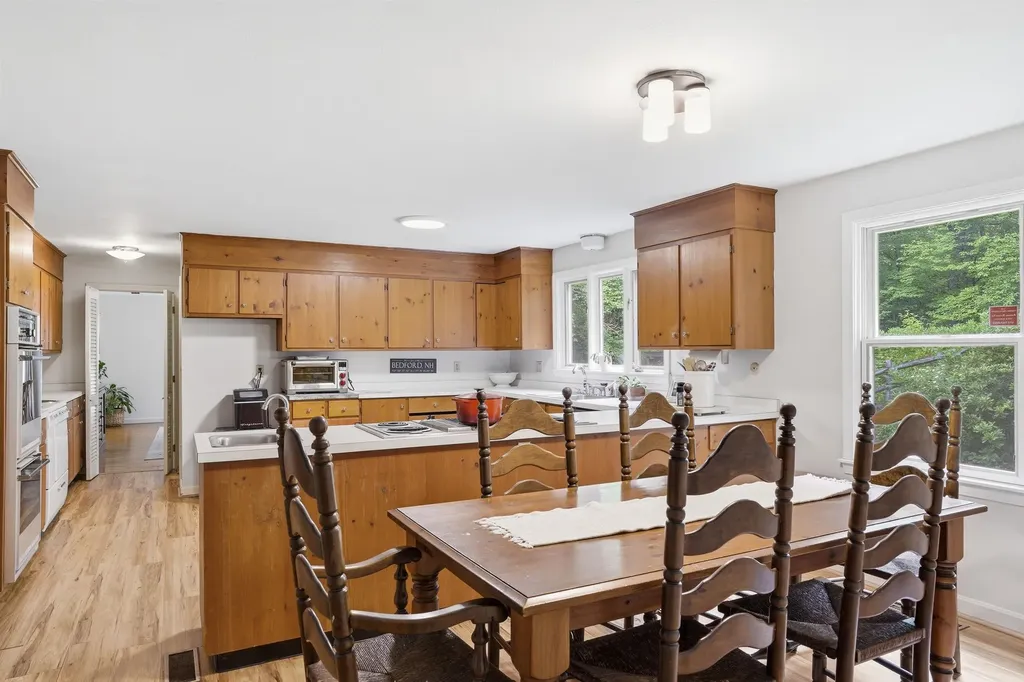 1 Chandler Road Bedford NH 03110