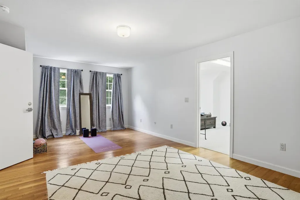 1 Chandler Road Bedford NH 03110
