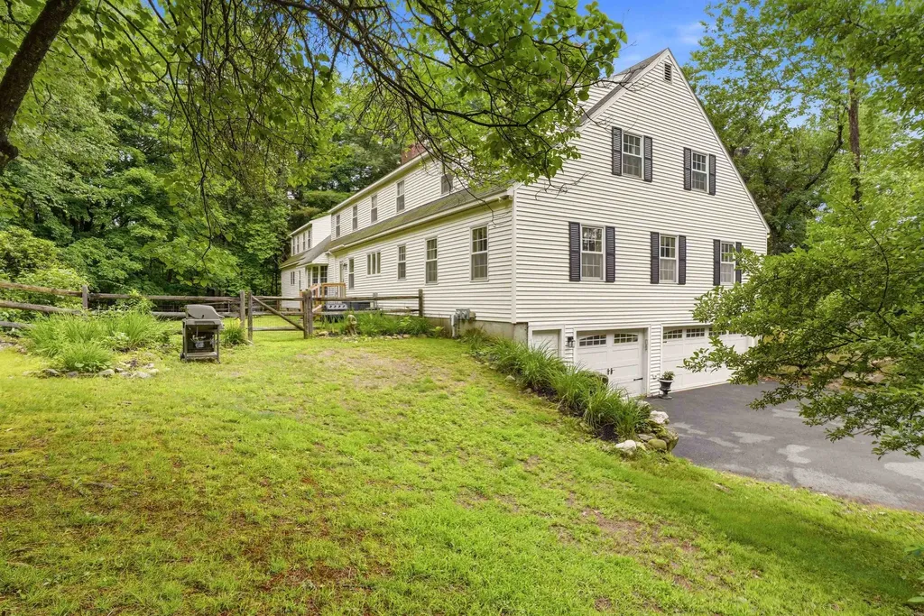 1 Chandler Road Bedford NH 03110