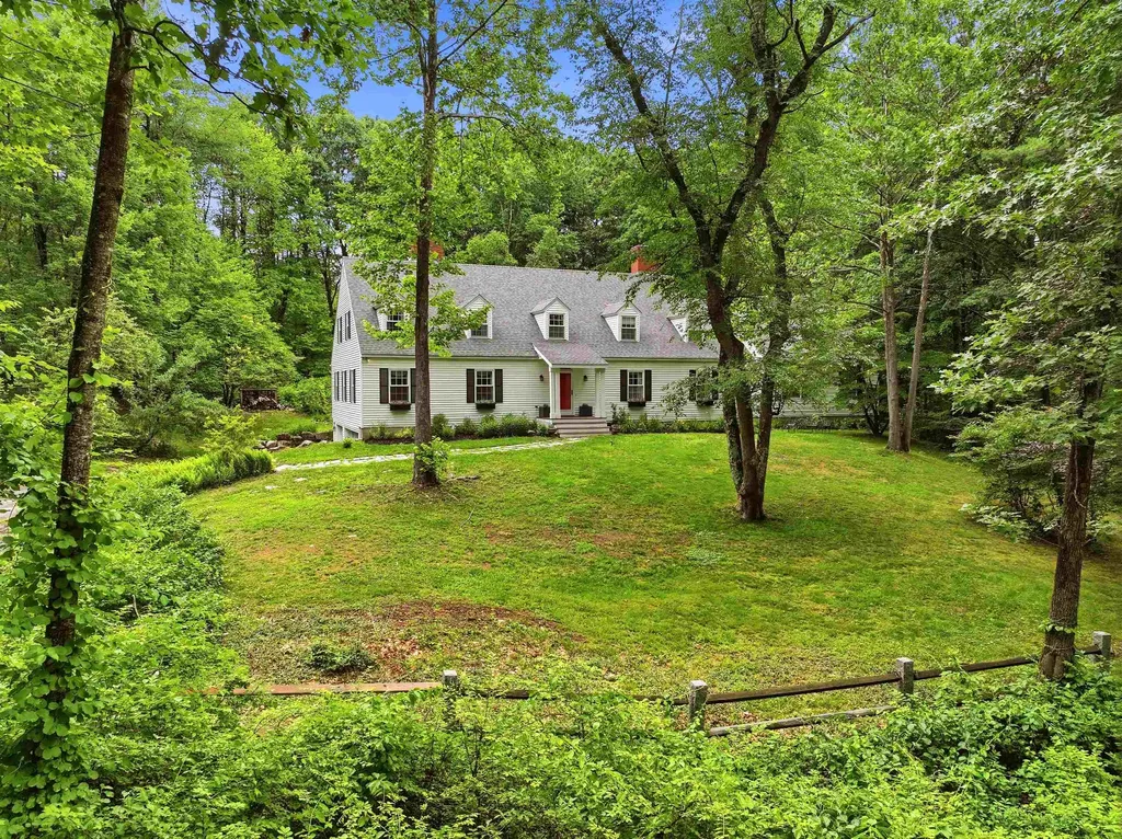 1 Chandler Road Bedford NH 03110