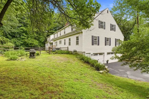 1 Chandler Road Bedford NH 03110