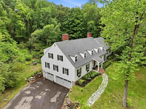 1 Chandler Road Bedford NH 03110