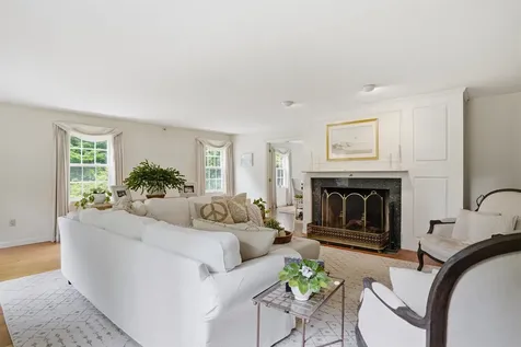 1 Chandler Road Bedford NH 03110