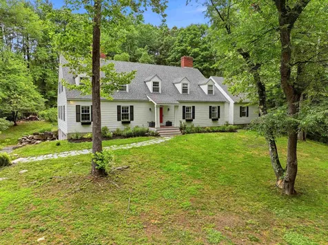 1 Chandler Road Bedford NH 03110