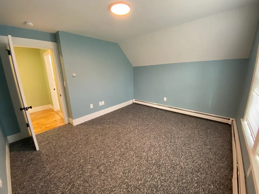 189 East Bow Street Franklin NH 03235