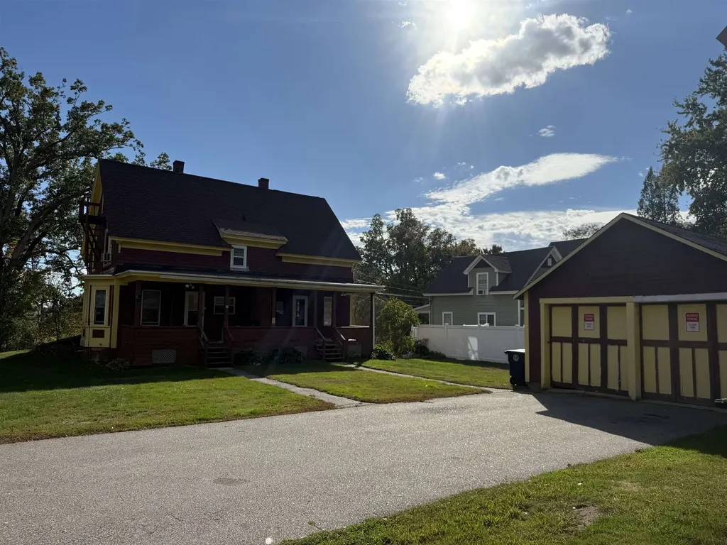 189 East Bow Street Franklin NH 03235