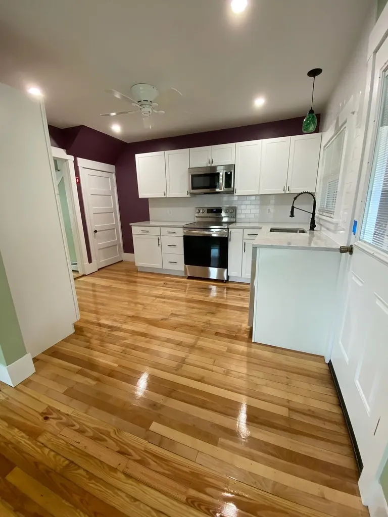 189 East Bow Street Franklin NH 03235