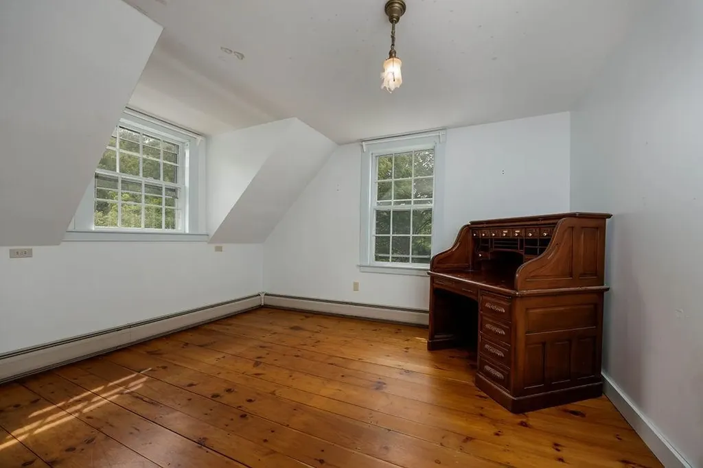 1051 Cross Road Strafford VT 05072