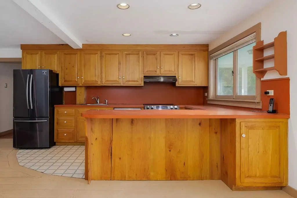 1051 Cross Road Strafford VT 05072