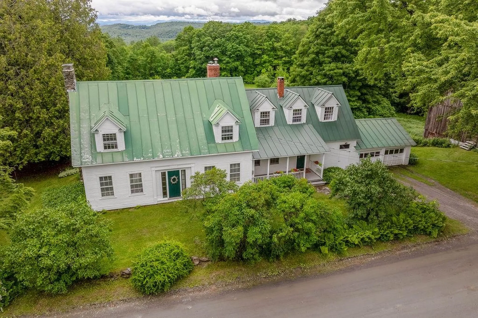 Strafford VT, 1051 Cross Road