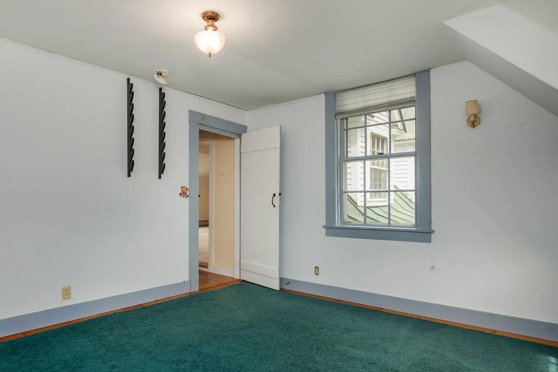 1051 Cross Road Strafford VT 05072
