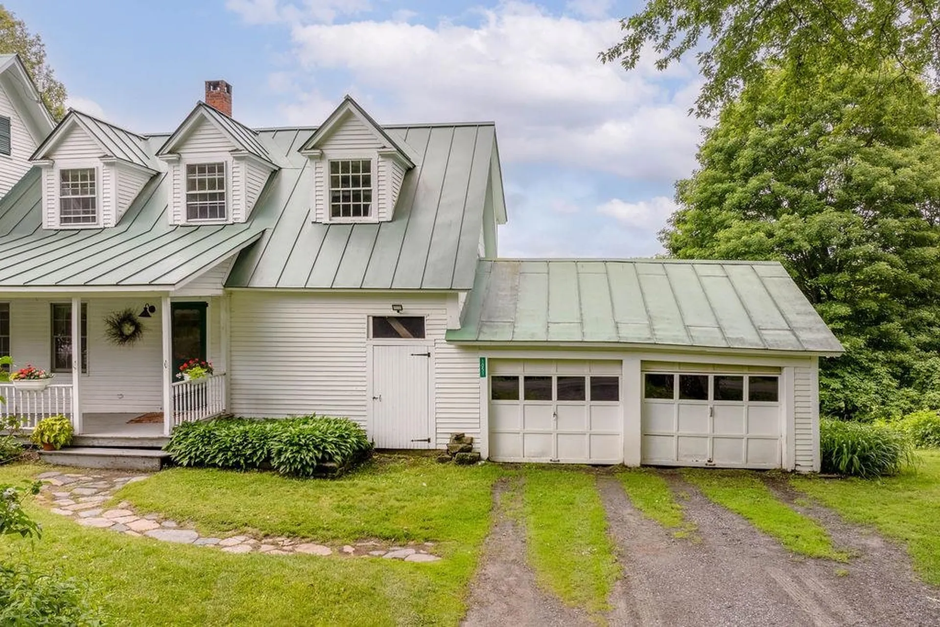 1051 Cross Road Strafford VT 05072