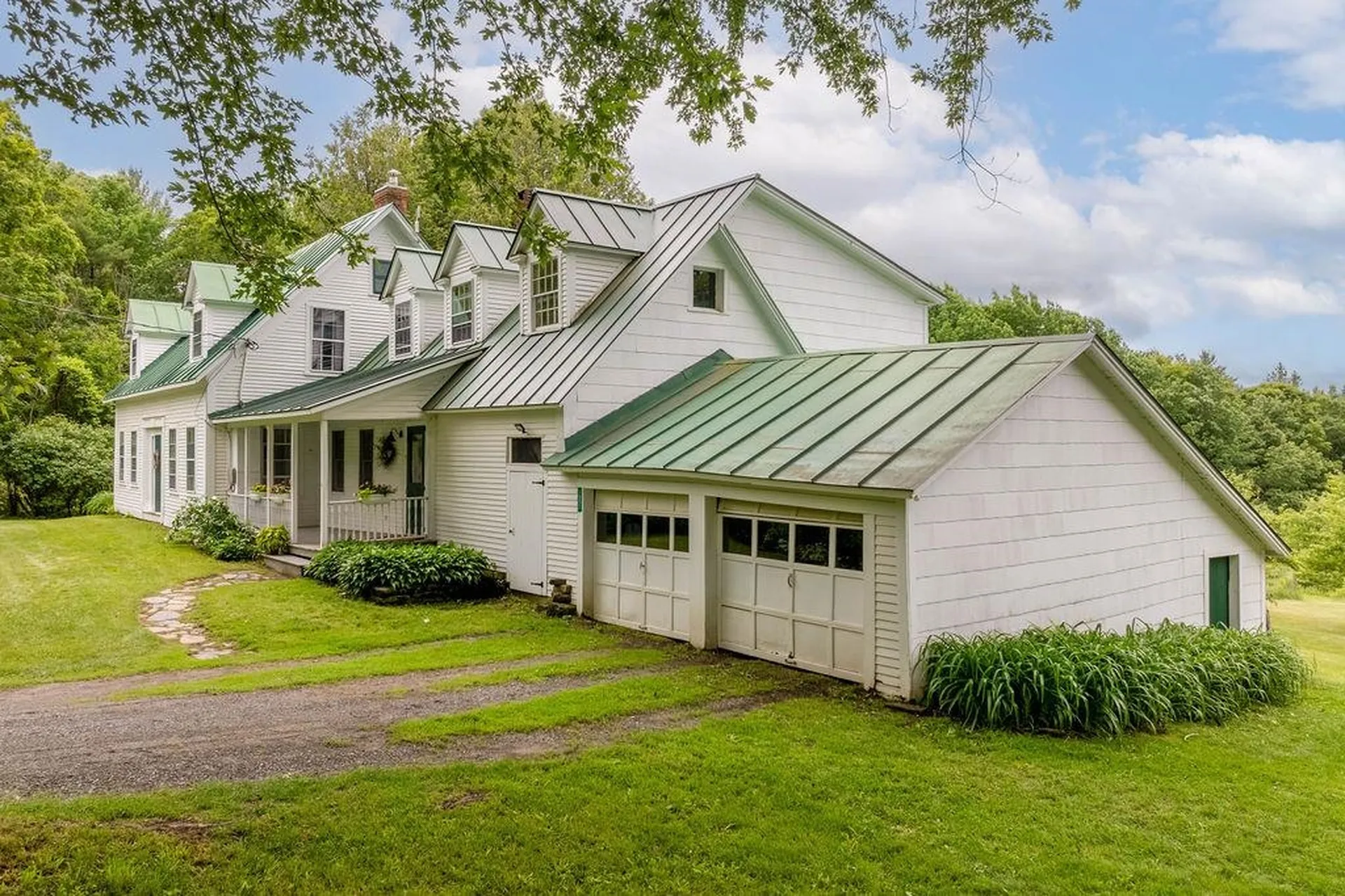 1051 Cross Road Strafford VT 05072