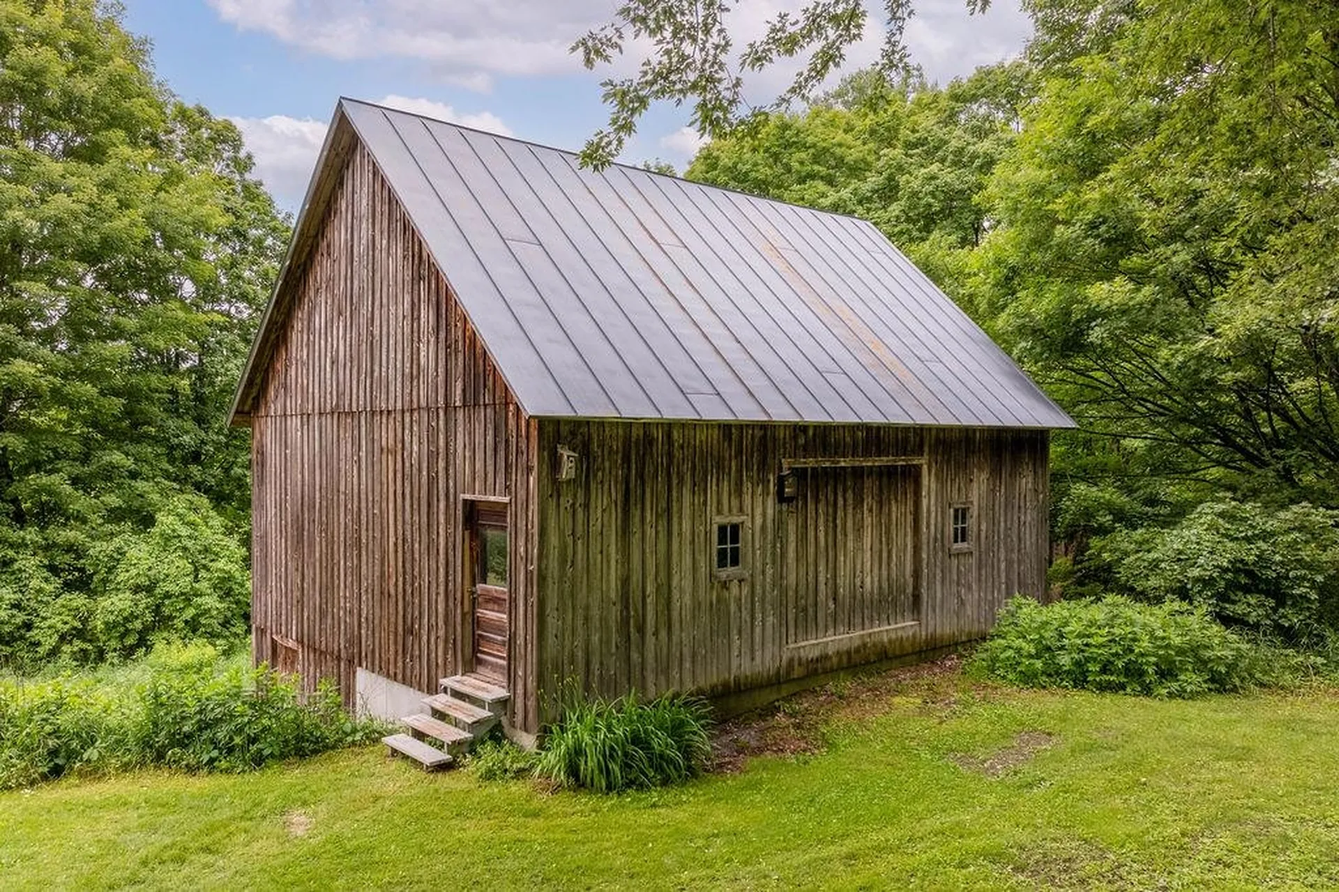 1051 Cross Road Strafford VT 05072
