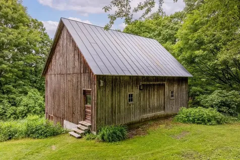 1051 Cross Road Strafford VT 05072