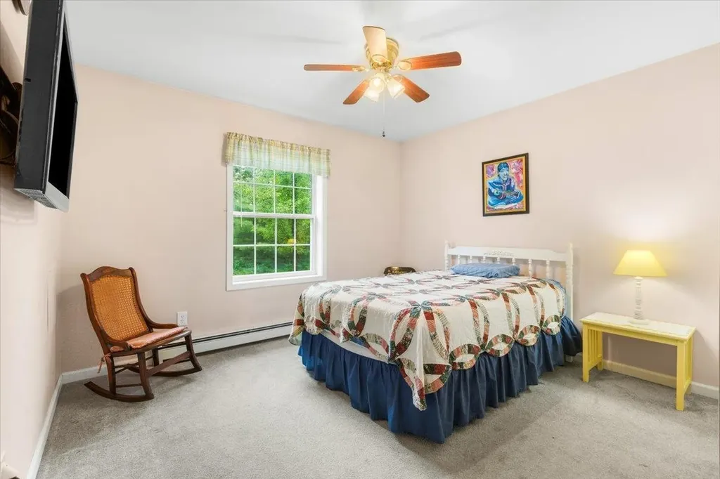548 Silver Pine Lane Tamworth NH 03886