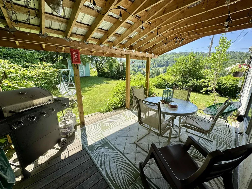 1098 Creamery Road Ryegate VT 05069
