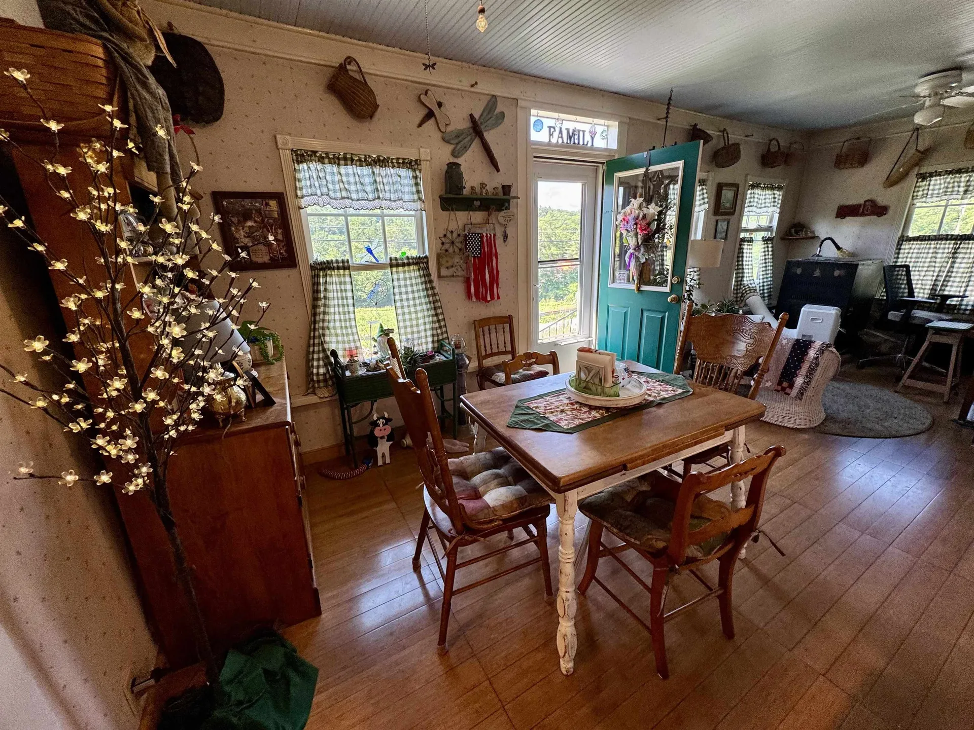 1098 Creamery Road Ryegate VT 05069