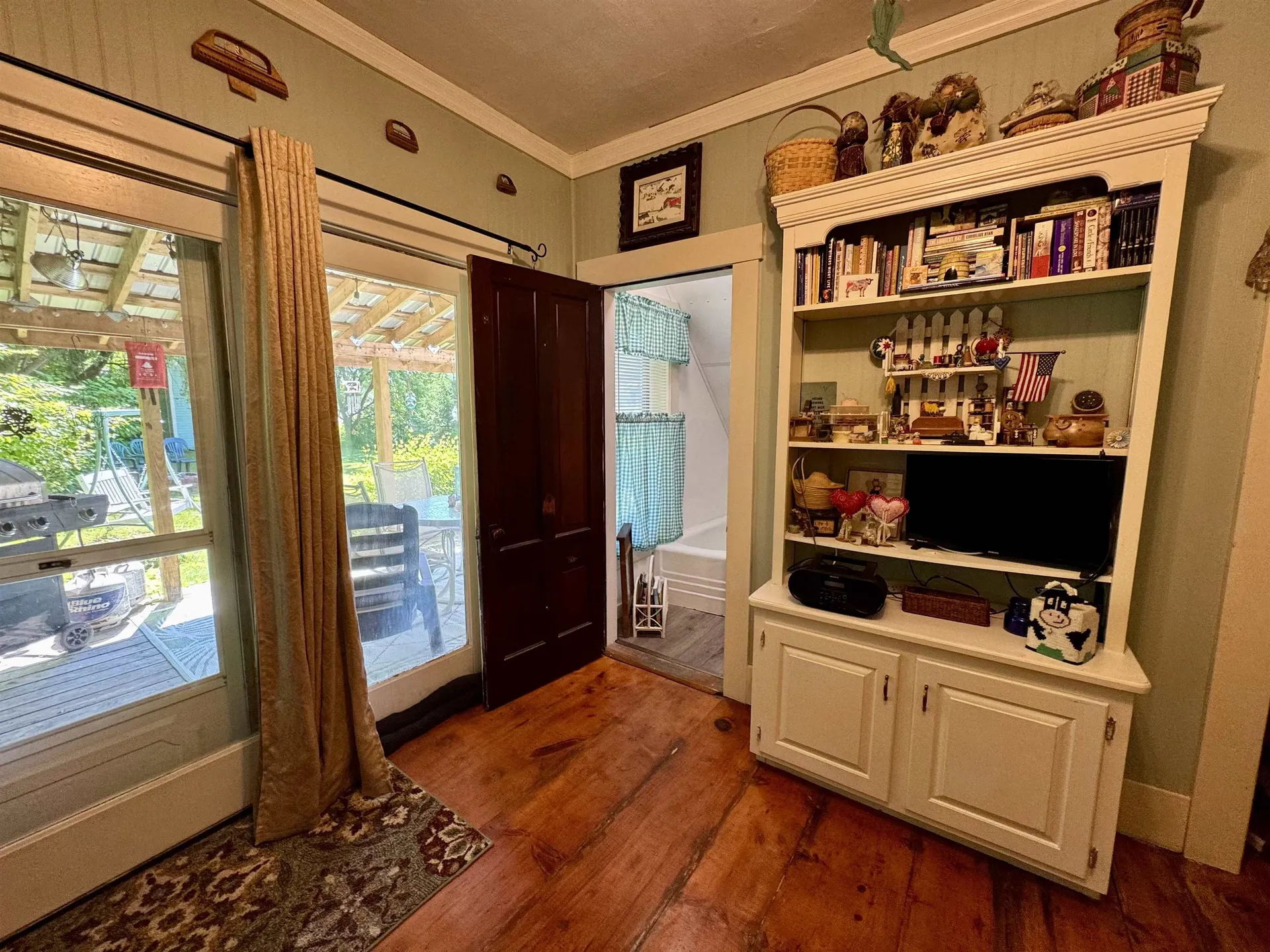 1098 Creamery Road Ryegate VT 05069