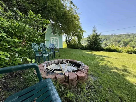 1098 Creamery Road Ryegate VT 05069
