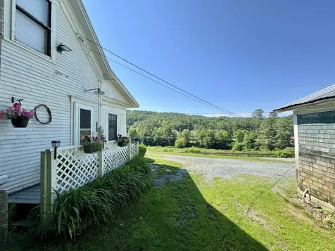 1098 Creamery Road Ryegate VT 05069