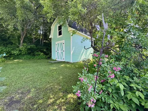 1098 Creamery Road Ryegate VT 05069