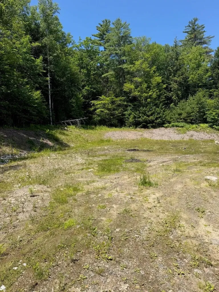 114 Mayhew Turnpike Plymouth NH 03264