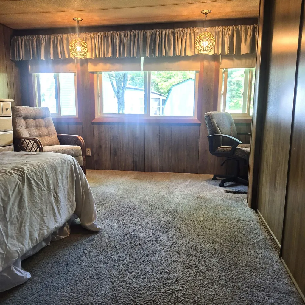 11 Angela Place Claremont NH 03743