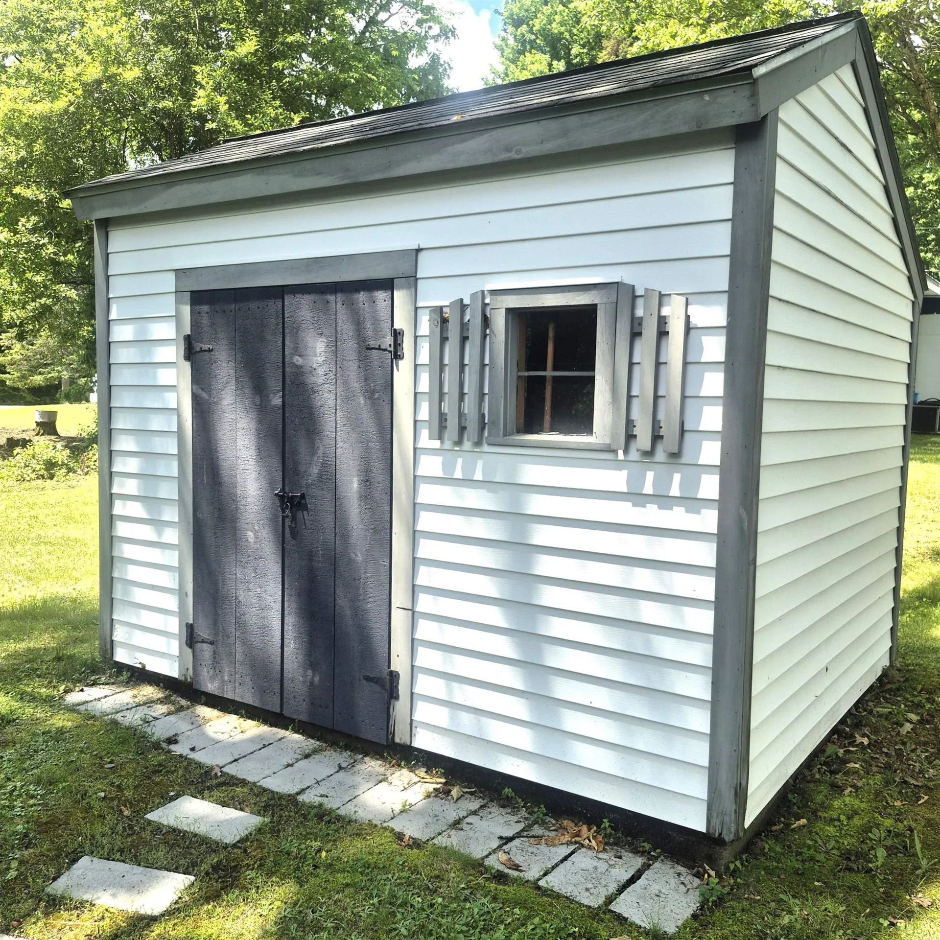 11 Angela Place Claremont NH 03743