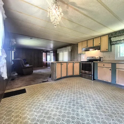 11 Angela Place Claremont NH 03743
