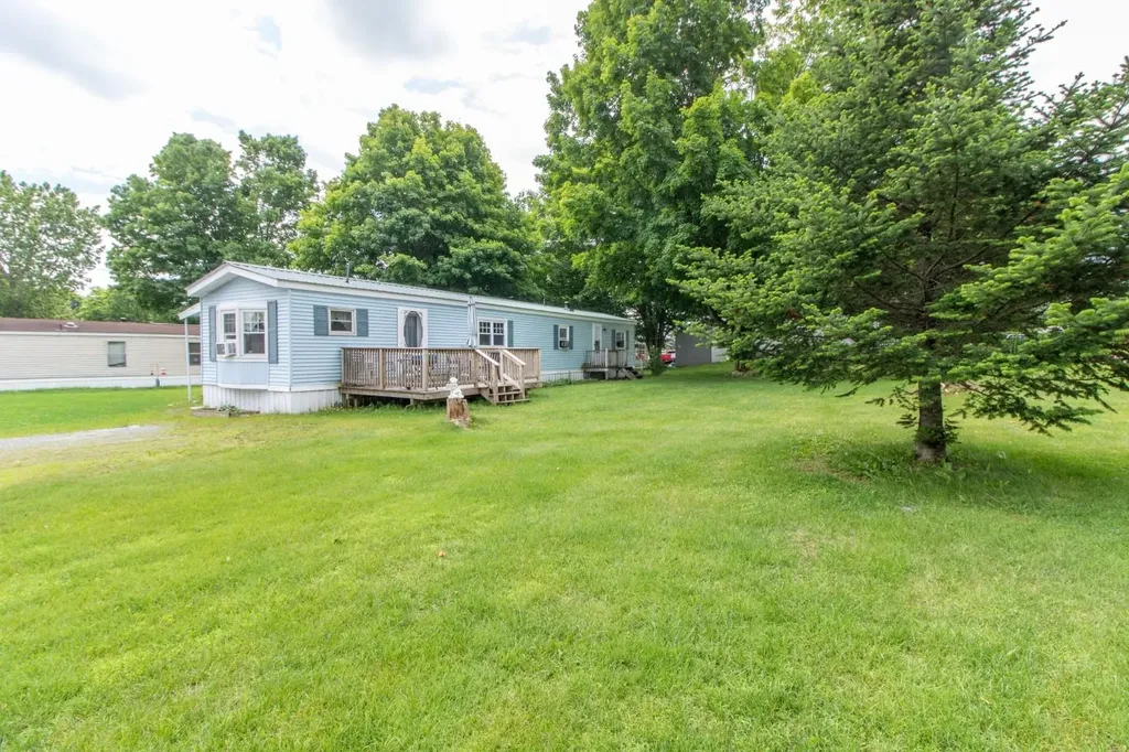 2477 Us Route 5 Derby VT 05829