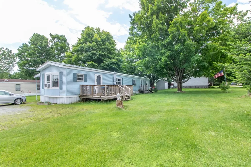 2477 Us Route 5 Derby VT 05829